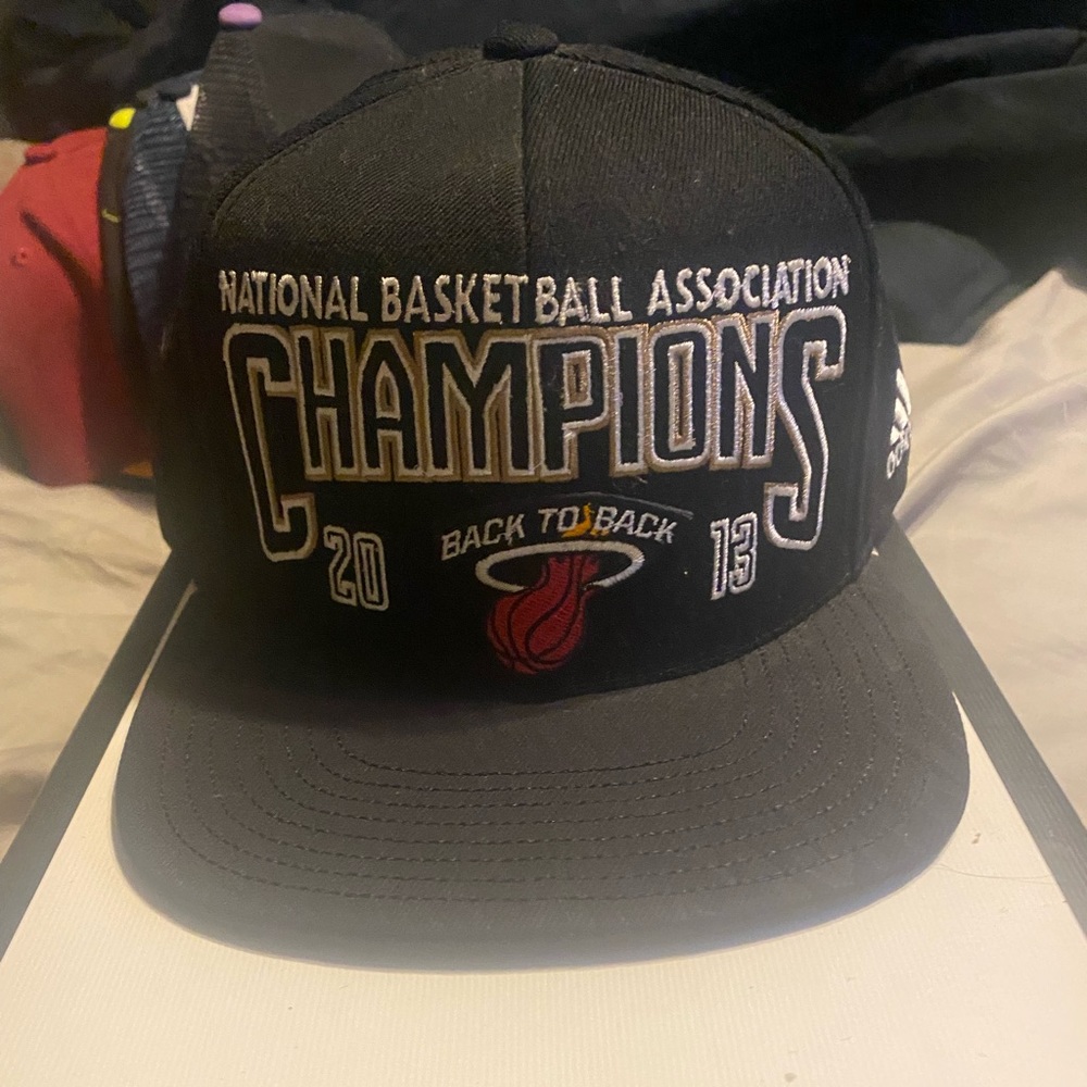 Miami heat hat